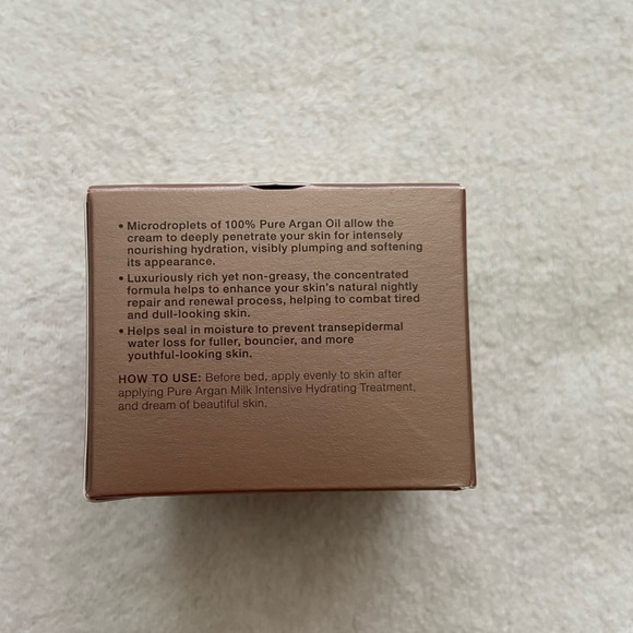 Josie Maran Argan Oil Milk Intense Hydration Nightly Cream - Picture 5 of 7